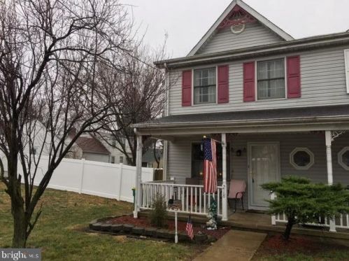 218 Market St, Wilmington, DE 19804-2527
