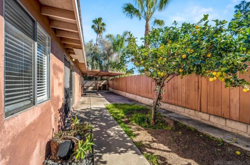 924 Bucky Ln, National City CA  91950-1406 exterior