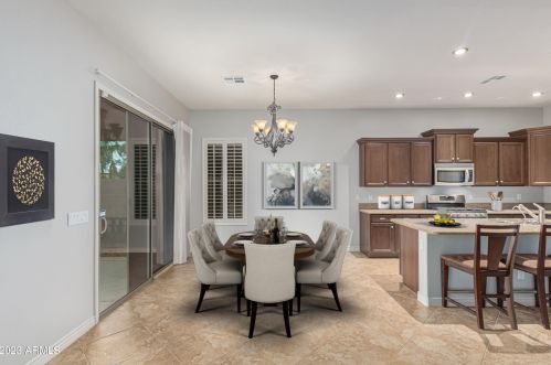 18164 Paradise Ln, Sun City, AZ 85388-1638