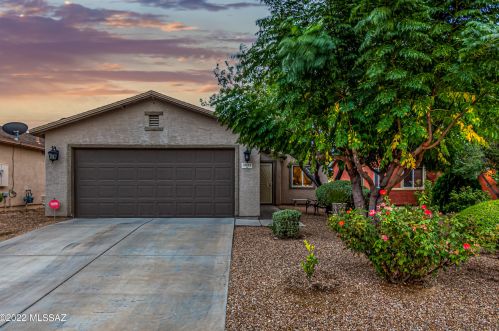 5082 Kittentails Dr, Tucson, AZ 85756-5139