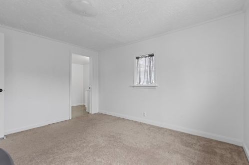 225 Elizabeth Ave, Evans City PA  16033-1087 exterior