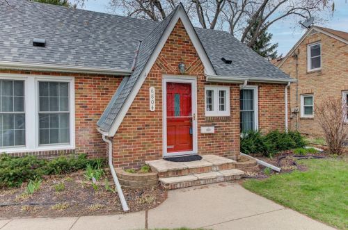 6804 Garfield Ave, Minneapolis, MN 55423-2331