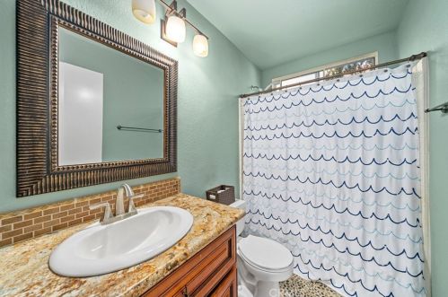 31734 Calle Novelda, Temecula CA  92592-3745 exterior