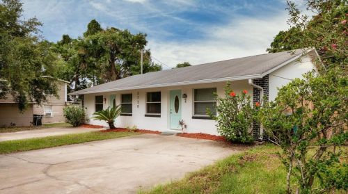 2720 Sunrise Ct, Orlando, FL 32806-4426