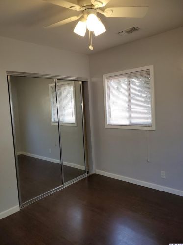 3304 Alabama St, Glendale CA 91214-1213 exterior