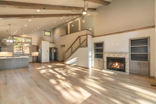 11102 Sitzmark Way, Truckee, CA 96161-6128