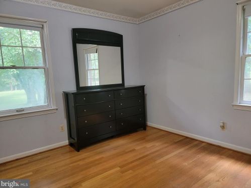 13501 Highland Farms Ct, Nokesville VA  20181-2811 exterior