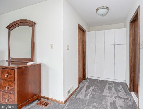 5 Stonegate Ct, Blenheim NJ  08012-5356 exterior