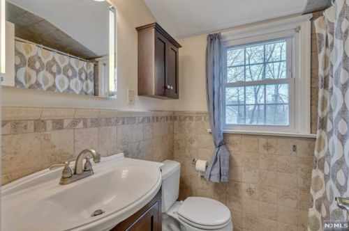 405 Alpine Ter, Ridgewood NJ  07450-1403 exterior