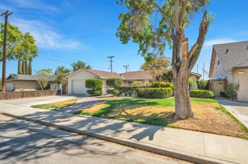 945 Madison Ave, Los Banos, CA 93635-4820