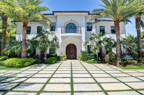 605 Wiggin Rd, Delray Beach, FL 33444-2849