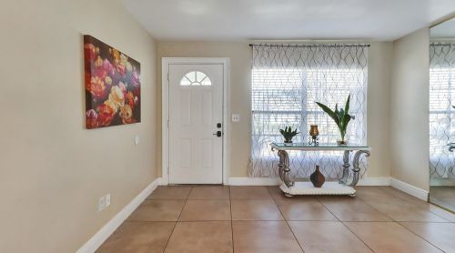 808 Aspenwood Cir, Kissimmee FL  34743-8823 exterior