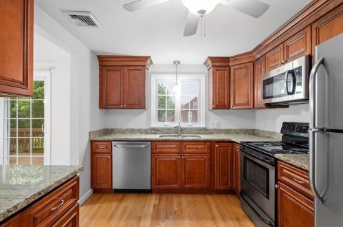 3546 Mendon Rd, Cumberland RI  02864-2136 exterior