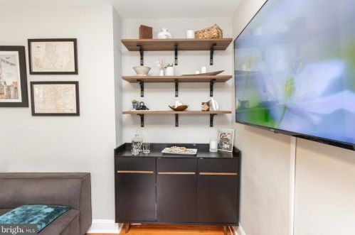 38 Jefferson St, Norristown PA 19405-1515 exterior