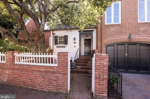 1312 35th St, Washington, DC 20007-2820