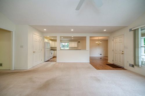 403 Rachael Ct, Gibsonia, PA 15044-4912