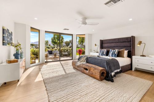 7 Mayfair Dr, Rancho Mirage CA  92270-2586 exterior