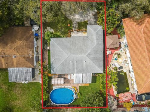 805 26th Ave, Hollywood FL  33020-5704 exterior