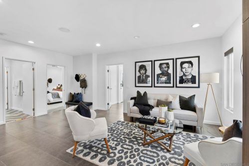 4825 Biona Dr, San Diego CA 92116-2332 exterior