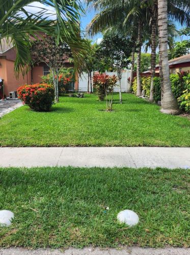 4850 5th St, Delray Beach, FL 33445-2102