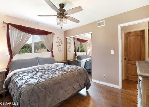 792 Wishard Ave, Simi Valley CA  93065-5676 exterior