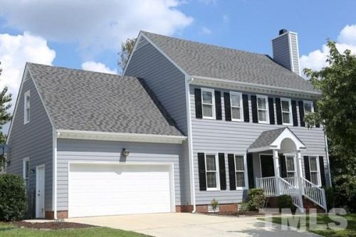 2104 Battery Wagner Dr, Apex, NC 27523-5150