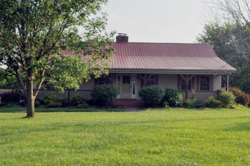 24 Annadale Dr, Lancaster, KY 40444-8922