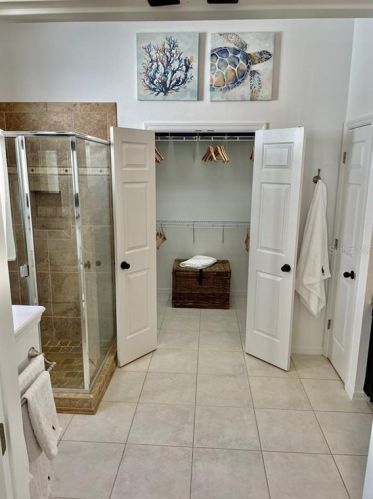 807 Lake Evalyn Dr, Kissimmee FL 34747-4804 exterior