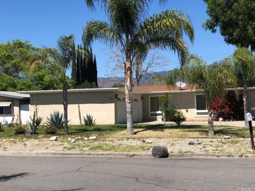 25660 Byron St, San Bernardino, CA 92404-6406