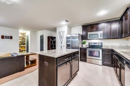 1416 Abby Creek Dr, Oak Point TX  75068-0277 exterior