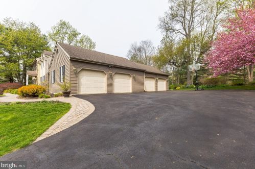 3 Hillside Ln, Landenberg, PA 19350-9136