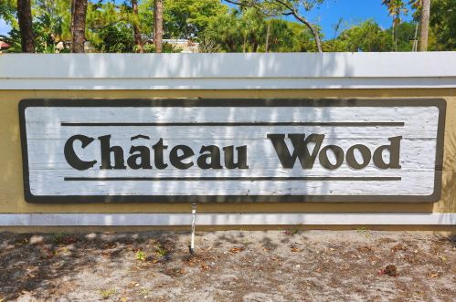 4235 Village Dr, Delray Beach, FL 33445-2850