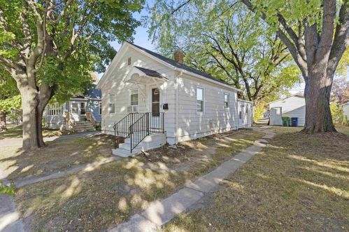 316 Ashland Ave, Green Bay, WI 54303-2802