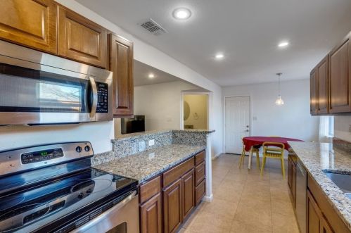 5710 Everglade Rd, Dallas TX  75227-2823 exterior