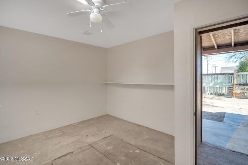 228 29 St, Tucson AZ 85713-2947 exterior