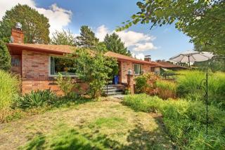 9840 40th Ave, Seattle, WA 98118-5603