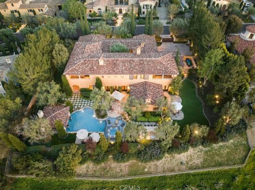 47 Echo Gln, Irvine CA  92603-0421 exterior