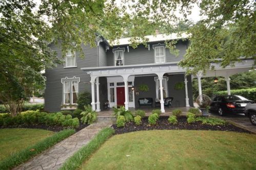 403 Mayes Ave, Sweetwater, TN 37874-2625