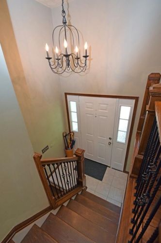 4158 Brookfield Dr, Cincinnati, OH 45245-1819