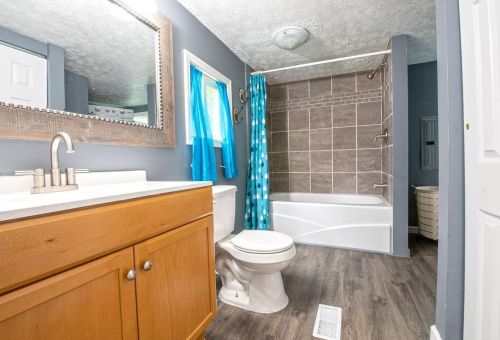 208 Gregory St, Cardington OH  43315-1114 exterior
