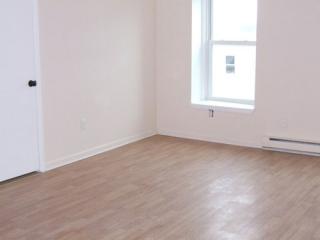 624 Main St, Slatington PA  18080-1447 exterior