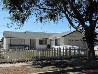 517 Y St, Lompoc CA  93436-5013 exterior