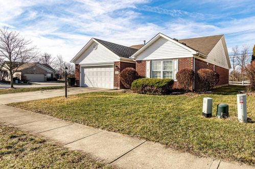 9100 Rolling Greens Trl, Miamisburg, OH 45342-6781