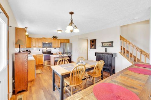 1565 Roscommon Dr, Pataskala OH  43062-7018 exterior