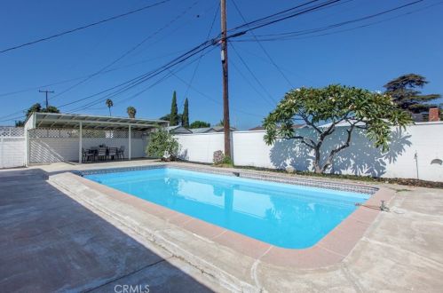 10141 Aldgate Ave, Garden Grove CA  92840-1007 exterior