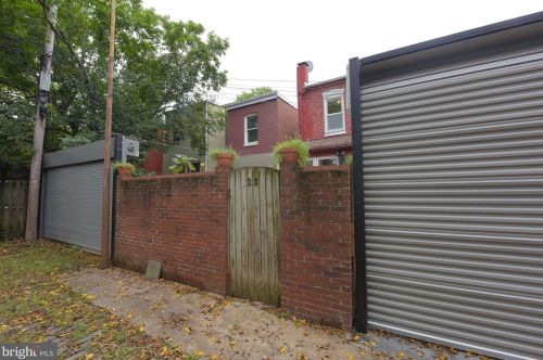 23 7 St, Washington DC 20003-4419 exterior