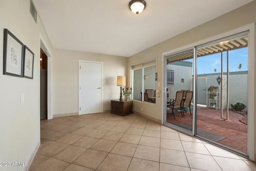 13448 100 Ave, Sun City AZ  85351-2854 exterior