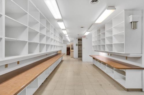 913 Main St, Latrobe PA  15650-1636 exterior