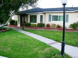 22202 Warmside Ave, Torrance, CA 90505-2044