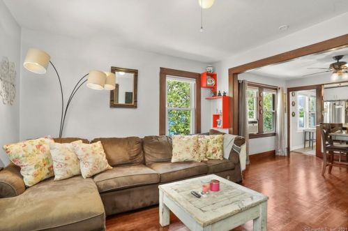 564 Midland St, Bridgeport CT  06605-3347 exterior